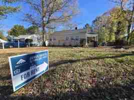 featured image of 1025 Bradley Ln
