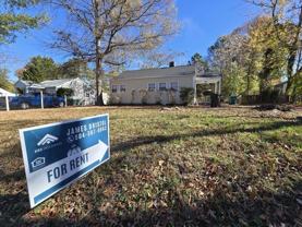 1025 Bradley Ln - Photo 1 of 1