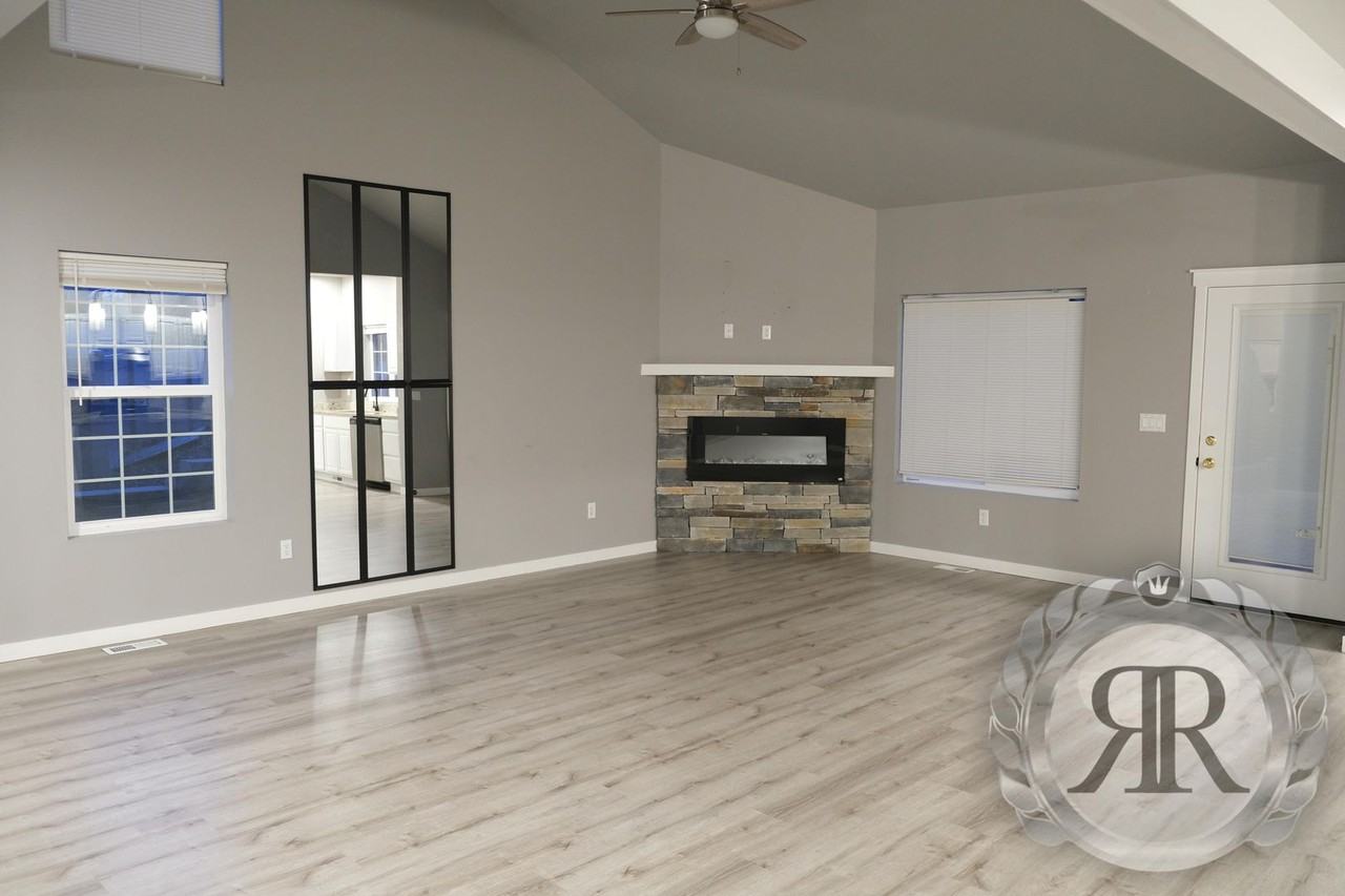 7411 Saddlebrook Loop #1 - Photo 2 of 18