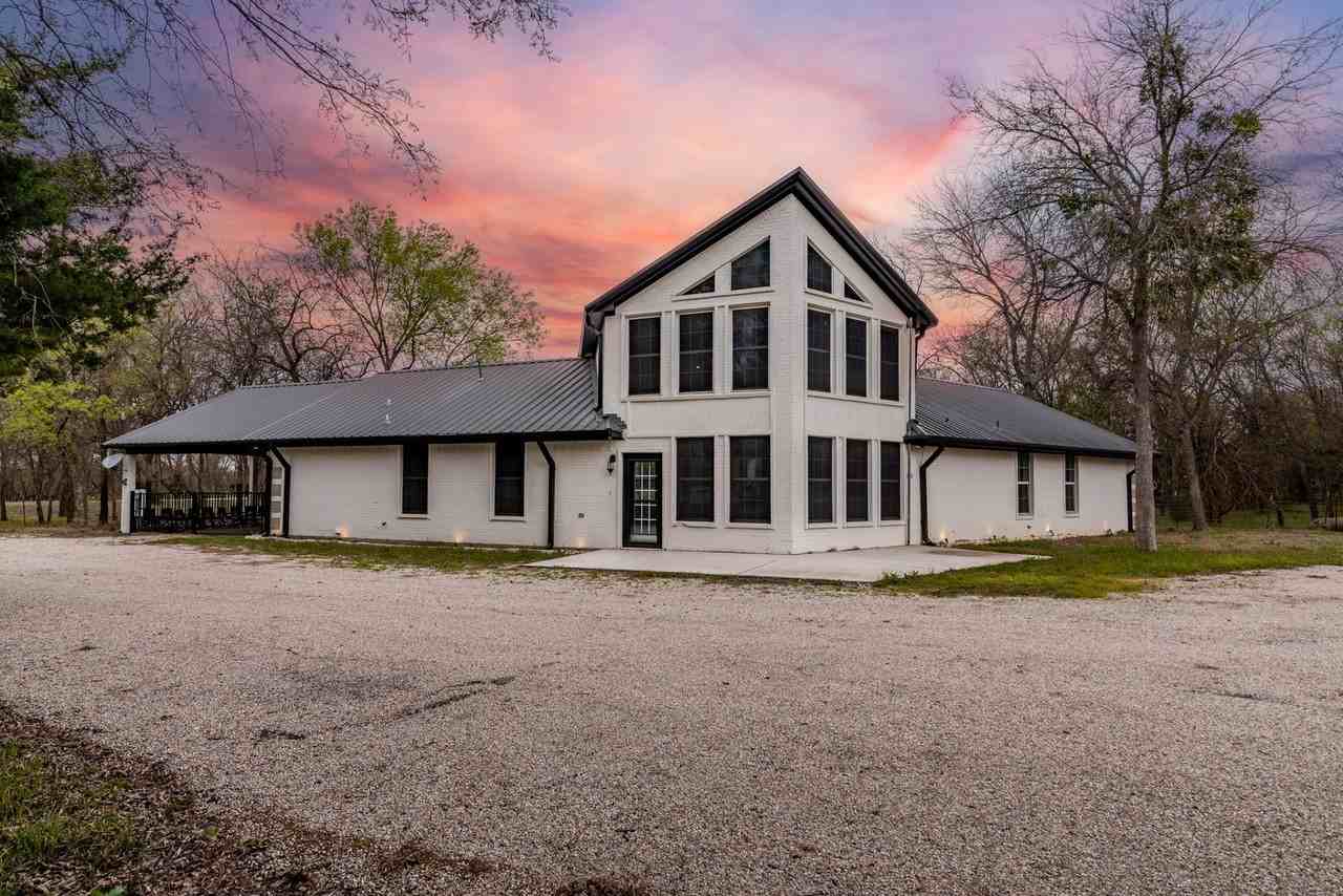 16301 State Highway 121 N - Photo 2 of 27