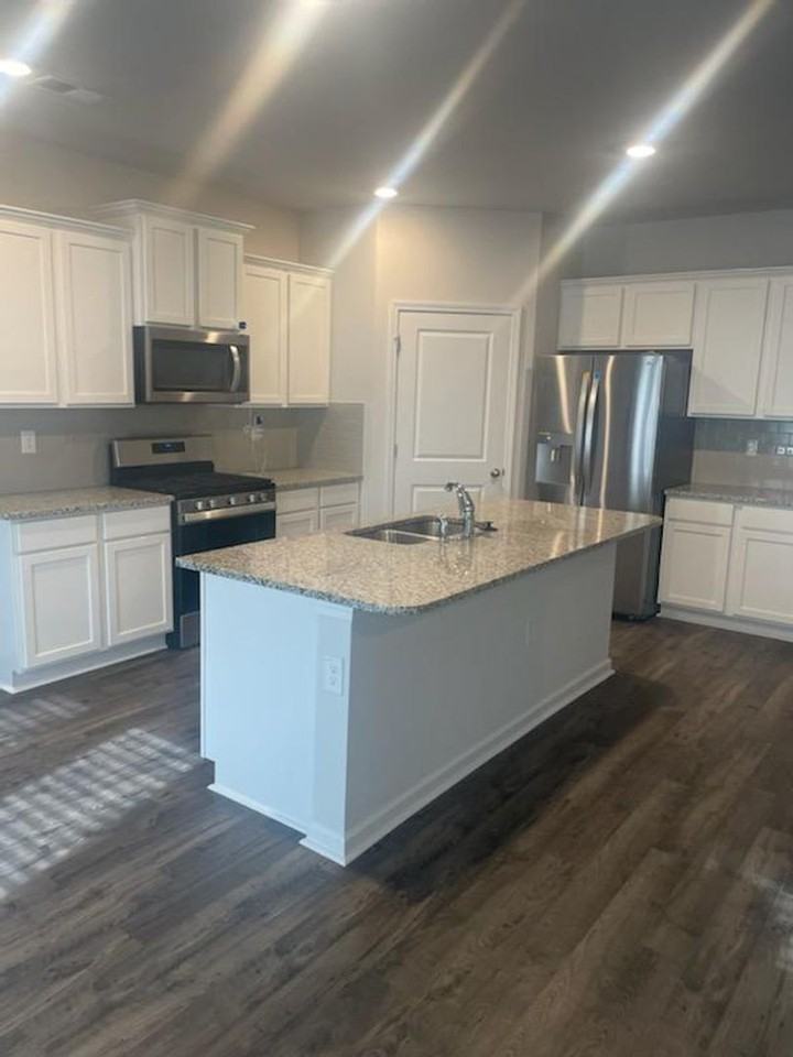 1240 Sambar Cir - Photo 4 of 23