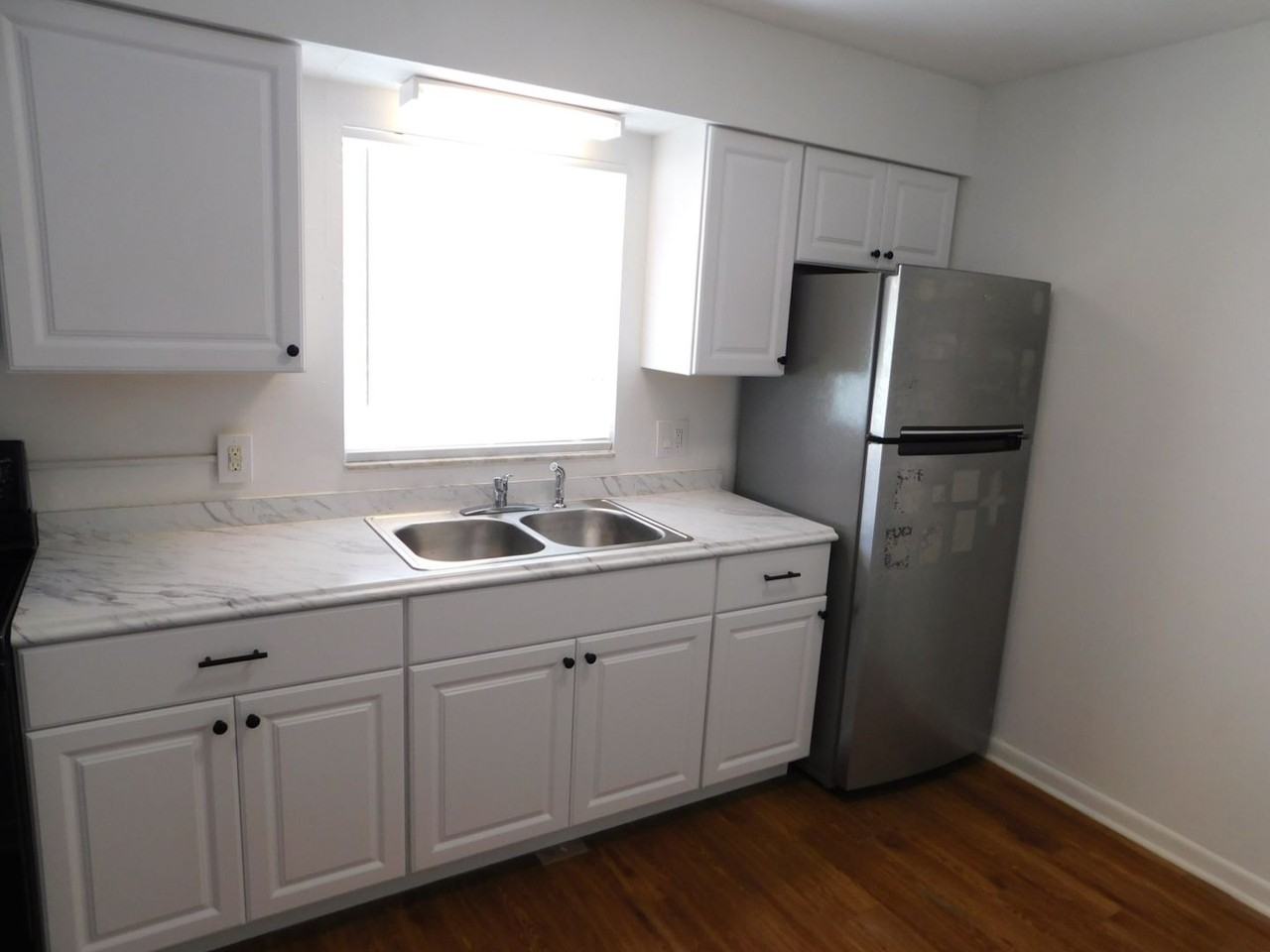 3034 Martin St - Photo 3 of 8