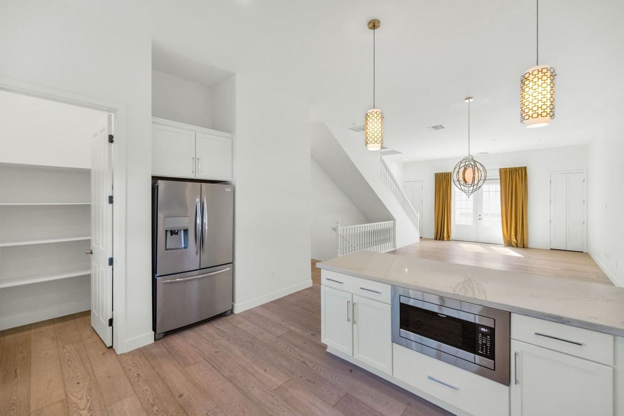 4438 N 27th St #26 - Photo 7 of 24