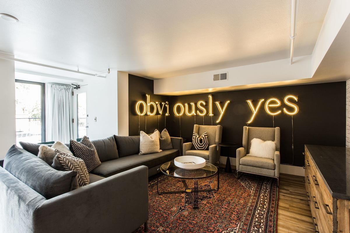 1811 S River Dr - Photo 6 of 19