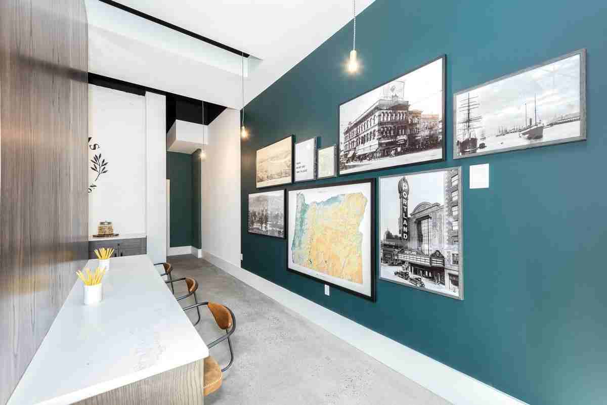 1811 S River Dr - Photo 5 of 19