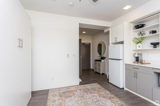 304 Puyallup Ave - Photo 1 of 1