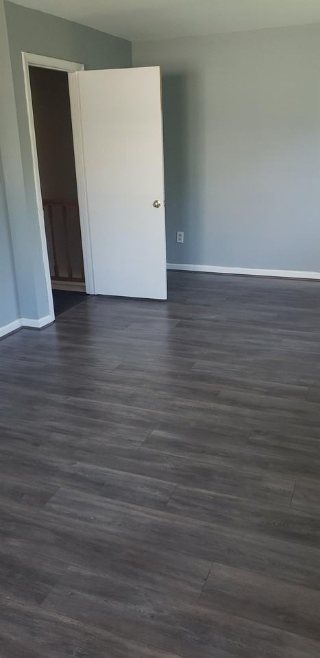 1634 Brooksquare Dr #1 - Photo 3 of 19