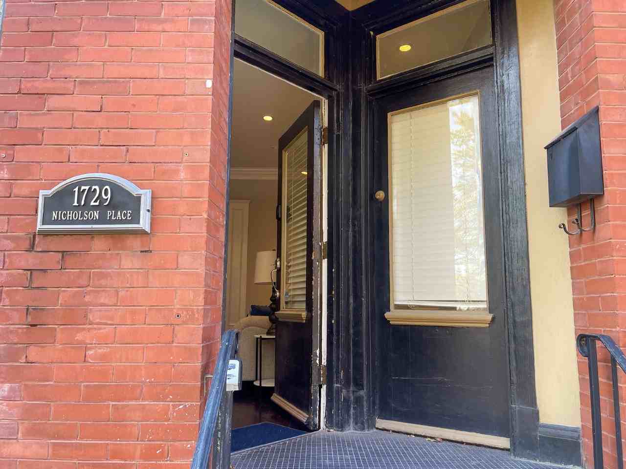 1729 Nicholson Pl - Photo 2 of 21