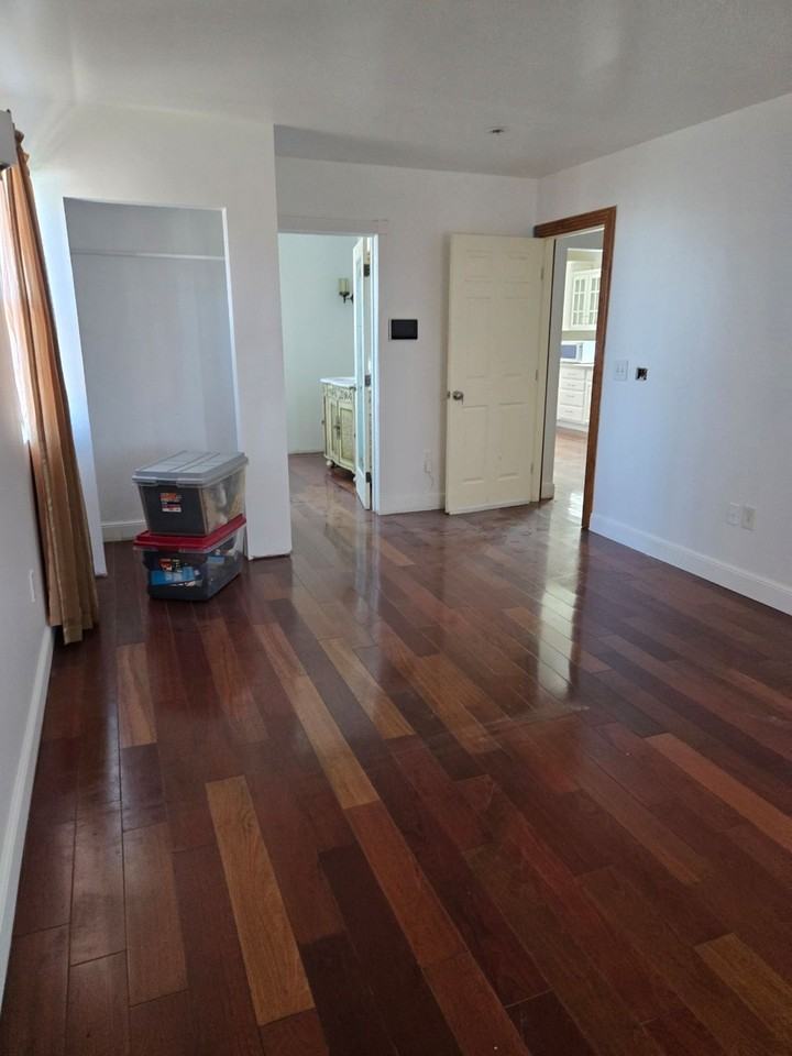 829 9th St - Photo 2 of 12