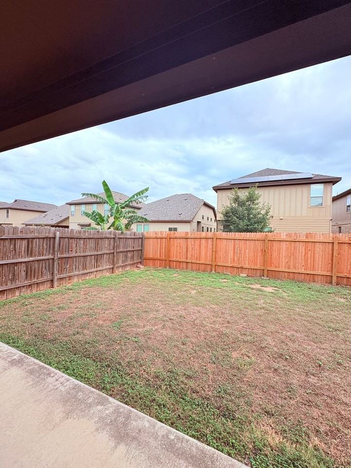 16029 Hampton Bliss Trce - Photo 3 of 35