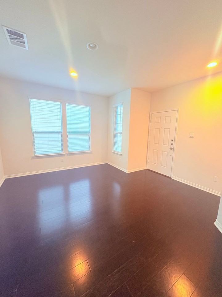 16029 Hampton Bliss Trce - Photo 4 of 35