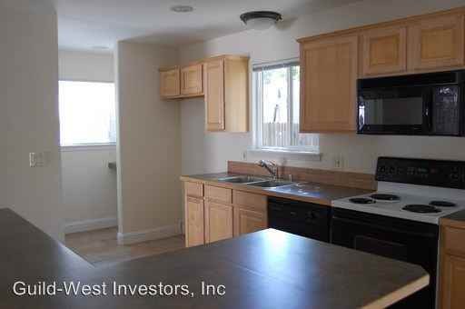 307 Earl Ave - Photo 3 of 4