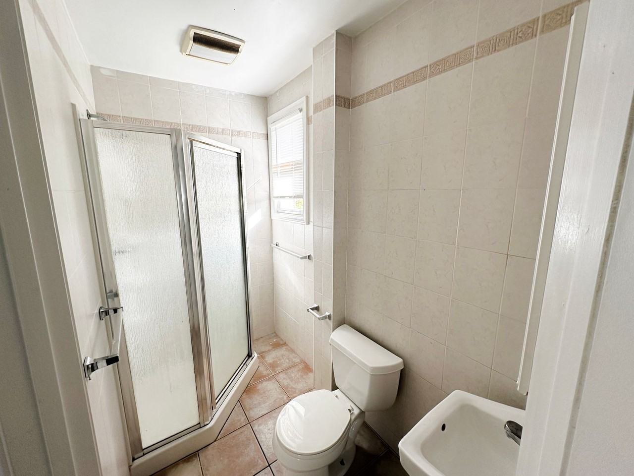 35 Terrace Dr #2R - Photo 4 of 4