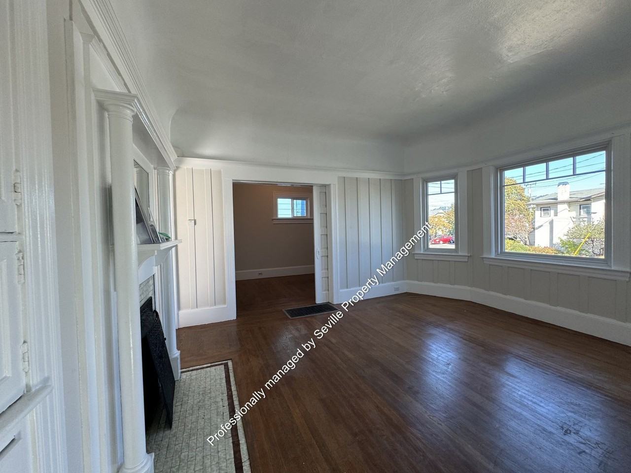 6525 Herzog St - Photo 2 of 44
