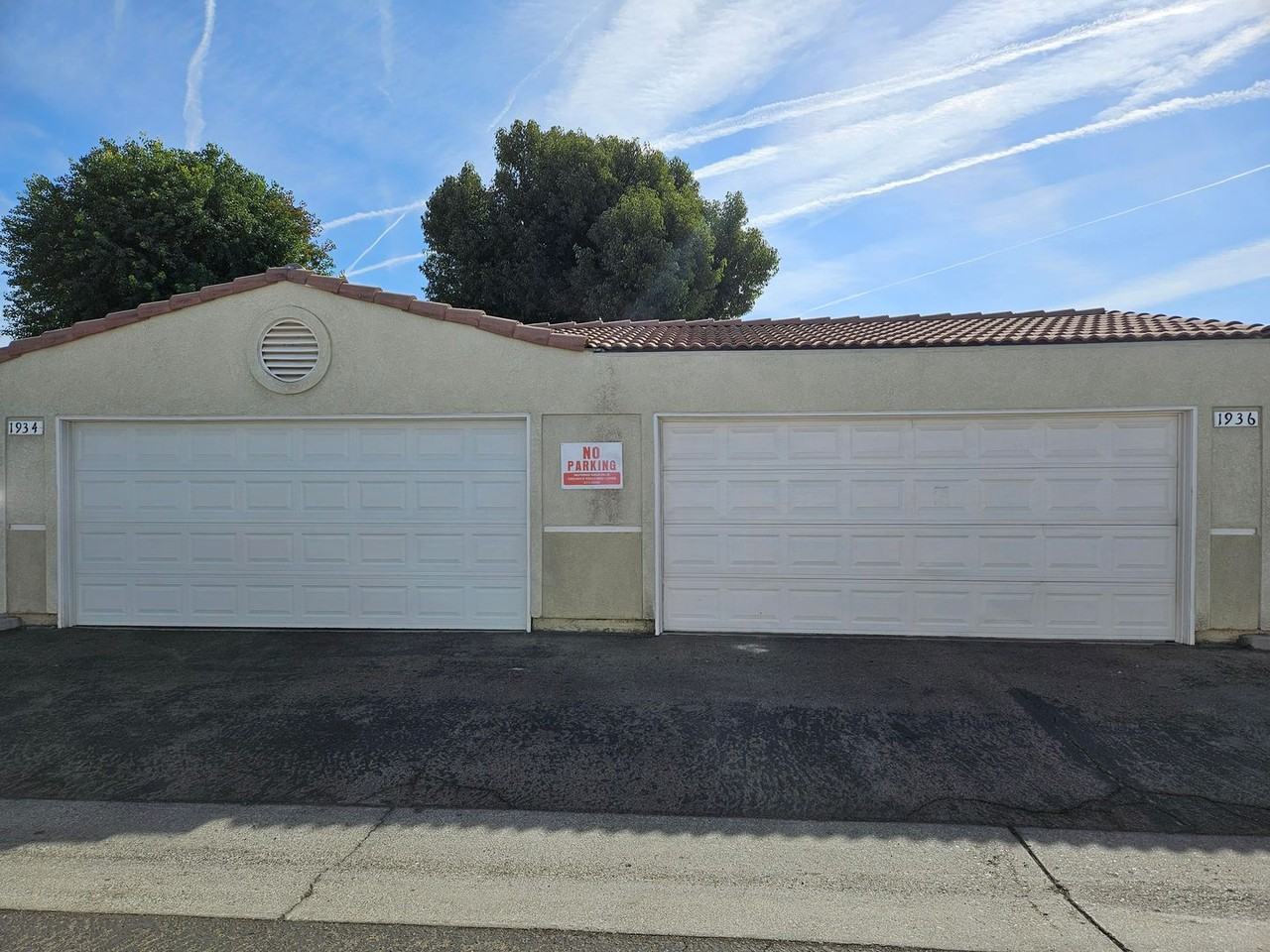 1906 Palm Ave - Photo 3 of 4