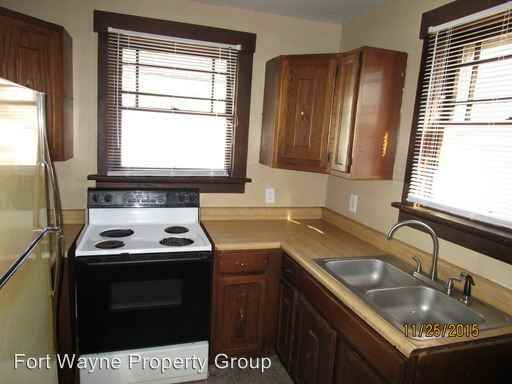 3109 Central Dr - Photo 2 of 11
