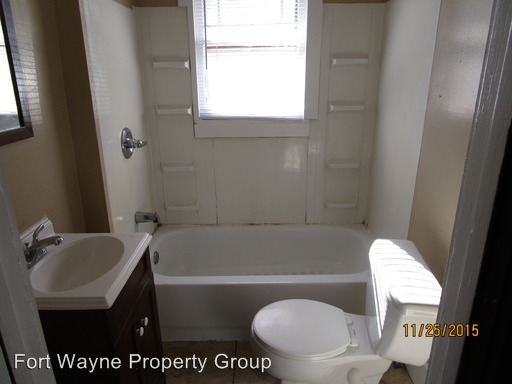 3109 Central Dr - Photo 3 of 11