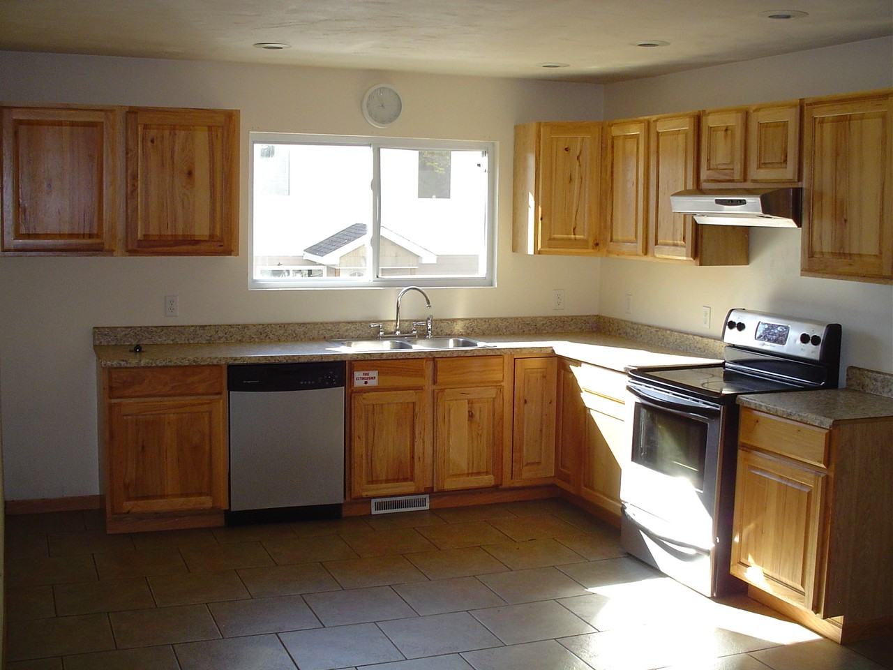 1331 Knollwood Ave #NA - Photo 6 of 14