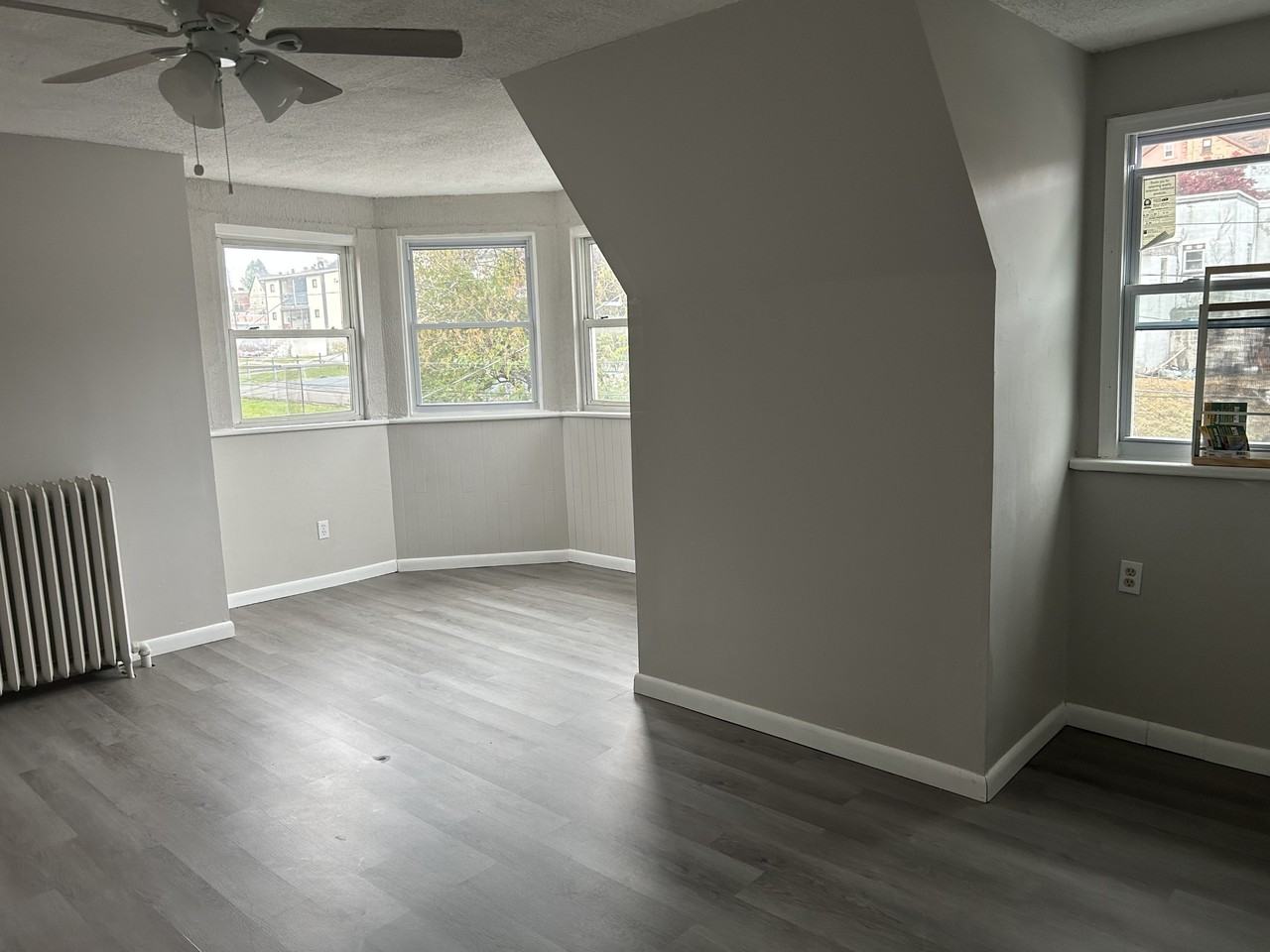 1137 E 3rd St #1 - Photo 7 of 8