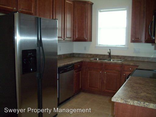 1009 Dandy Ct - Photo 2 of 12
