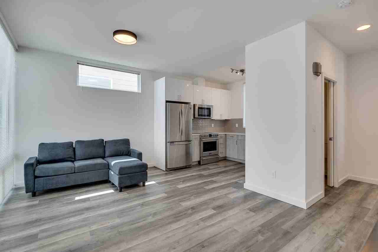 130 W Florentia St - Photo 3 of 22