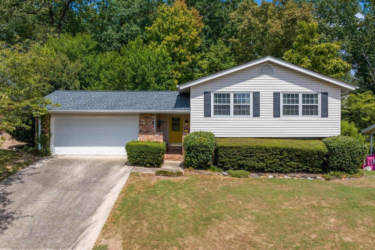 404 Art Hanes Blvd - Photo 2 of 32