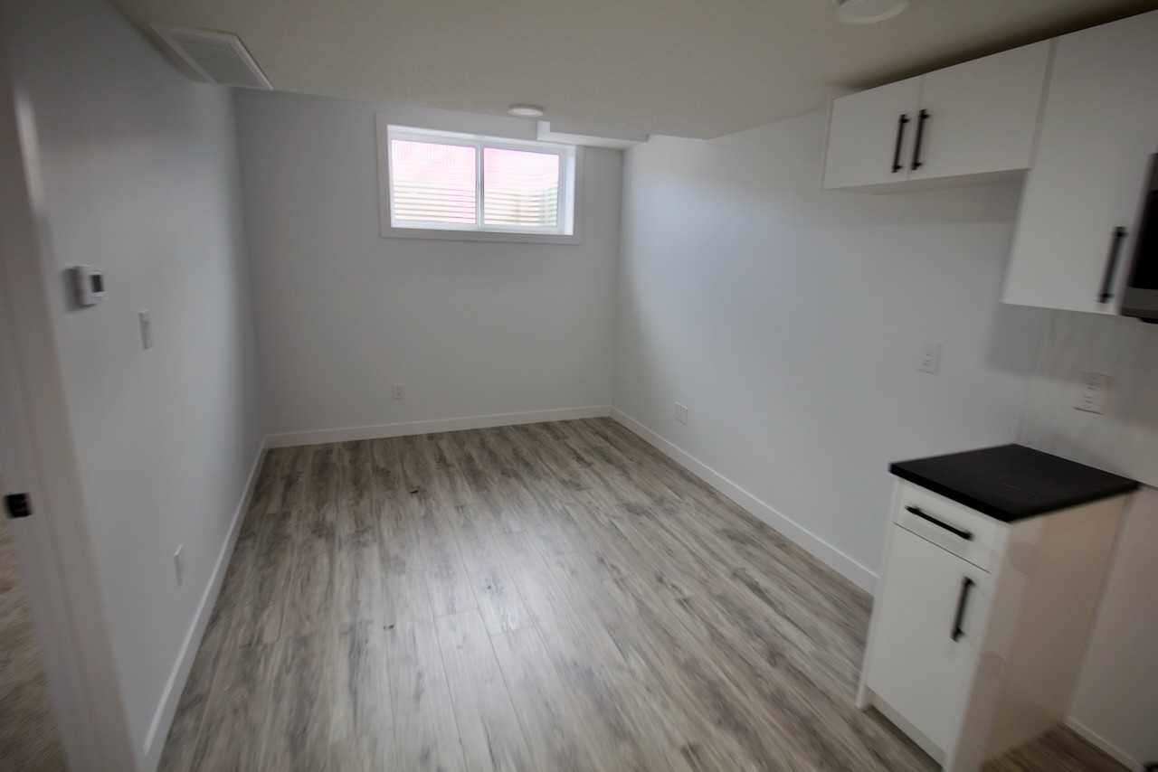 8853 Carson Way Sw Bsmt #Bsmt - Photo 3 of 14