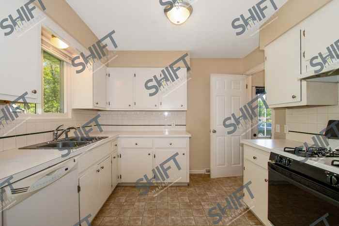 11054 Mountain Ash Ave Nw - Photo 3 of 16