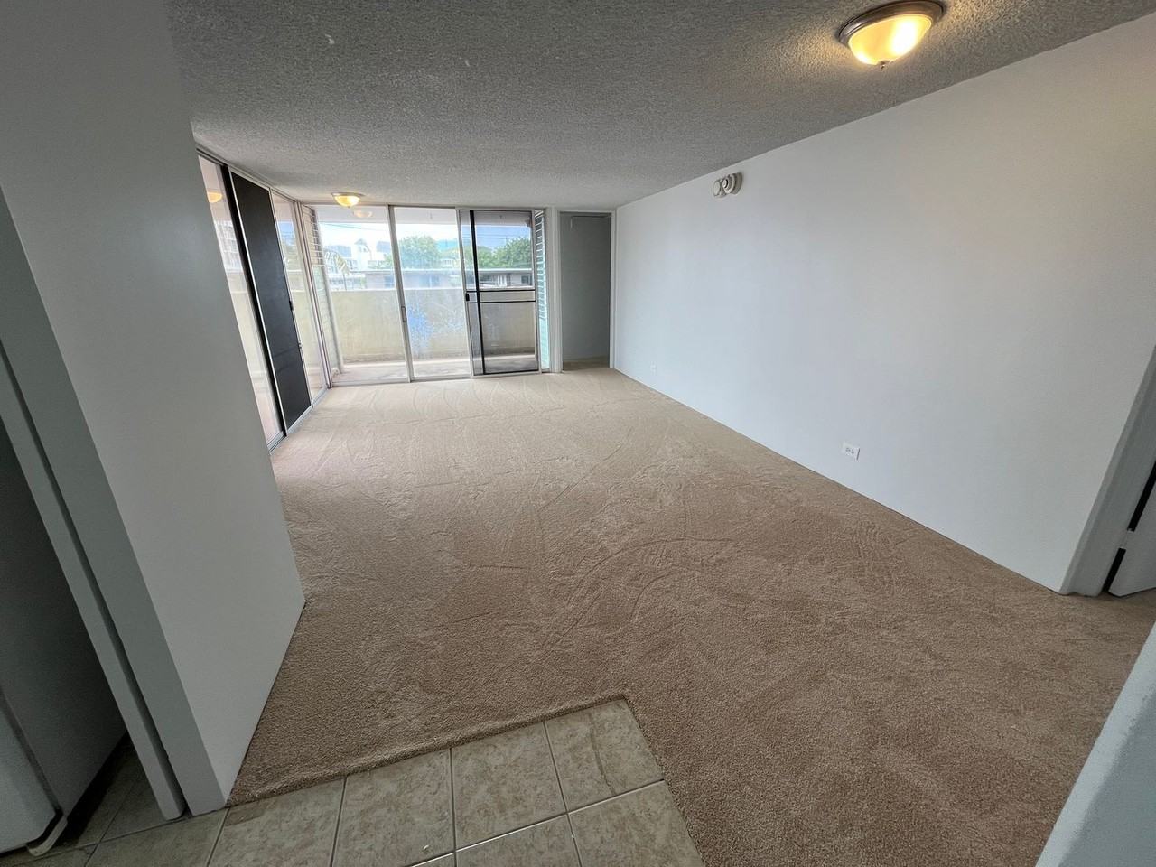 1425 Ward Ave #3W - Photo 2 of 27