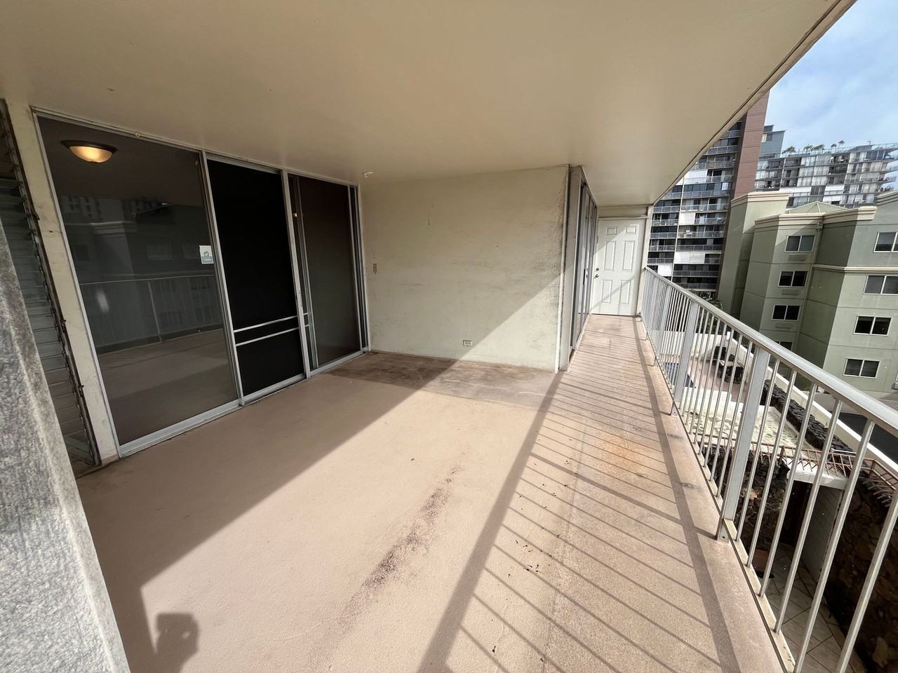 1425 Ward Ave #3W - Photo 5 of 27