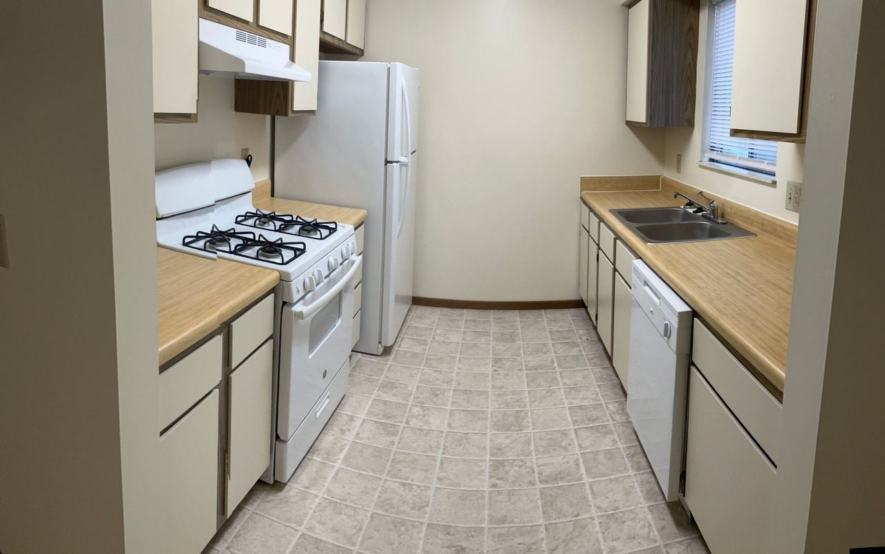 Creeks Edge Village - Photo 2 of 8