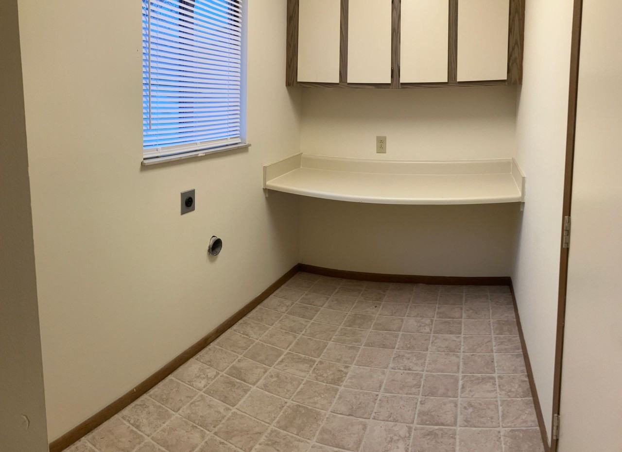 Creeks Edge Village - Photo 3 of 8