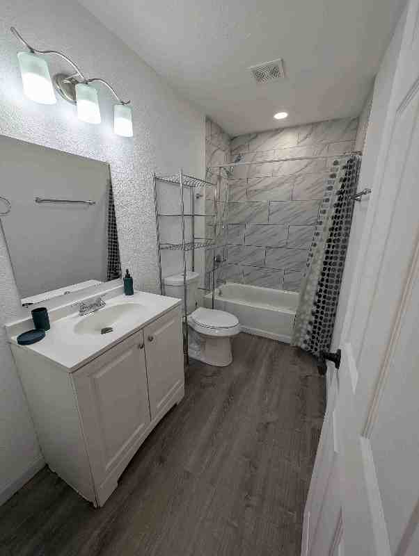 907 N Gregg St #B - Photo 7 of 13