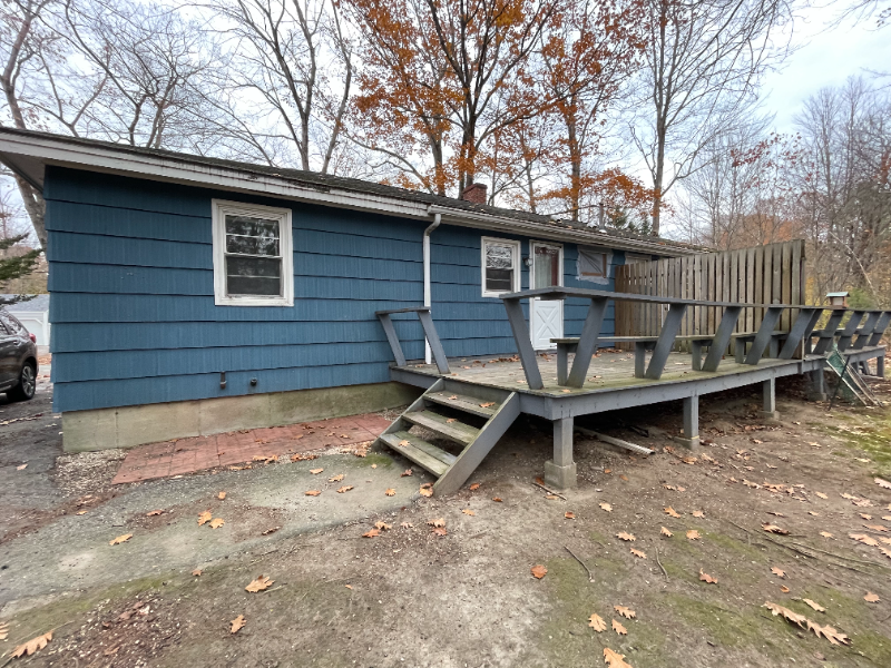 47 Bates St #B - Photo 2 of 13