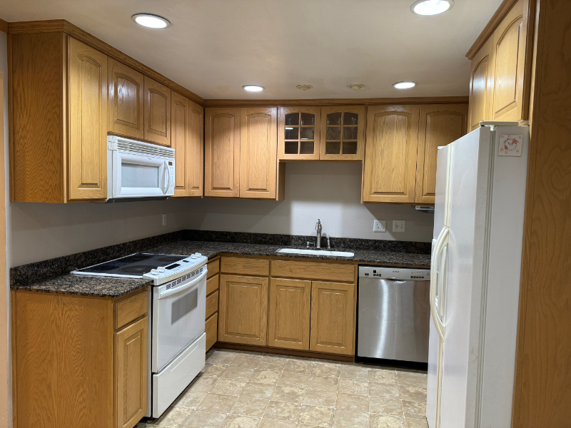 11524 38th Dr Se - Photo 7 of 19