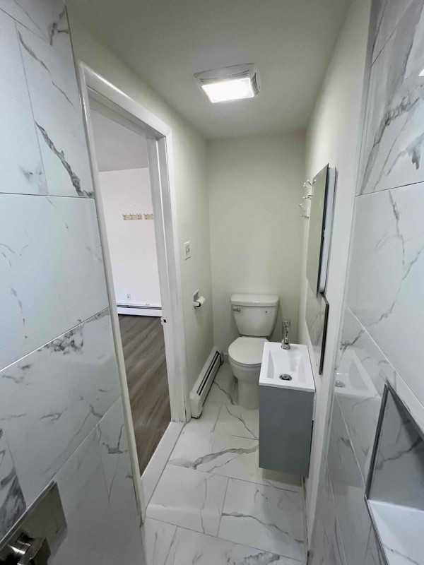 23 Pompton Rd #BW - Photo 2 of 10