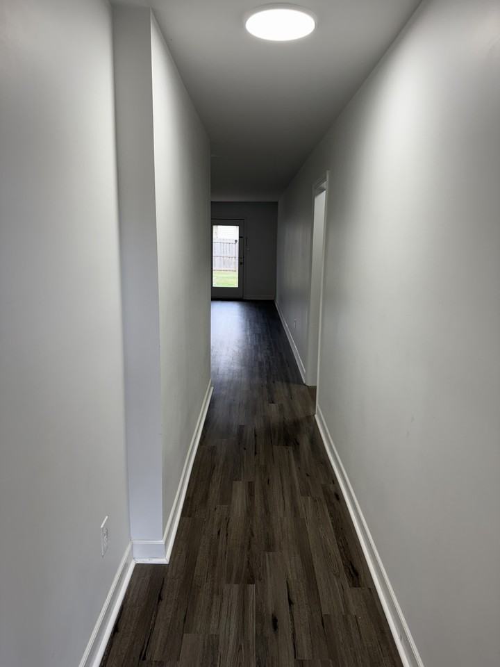 316 Windsor Manor Way #C - Photo 3 of 22