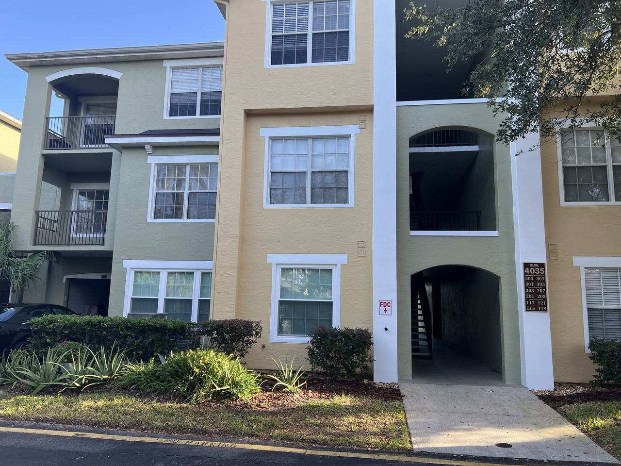 4035 Grande Vista Blvd #115 - Photo 3 of 43