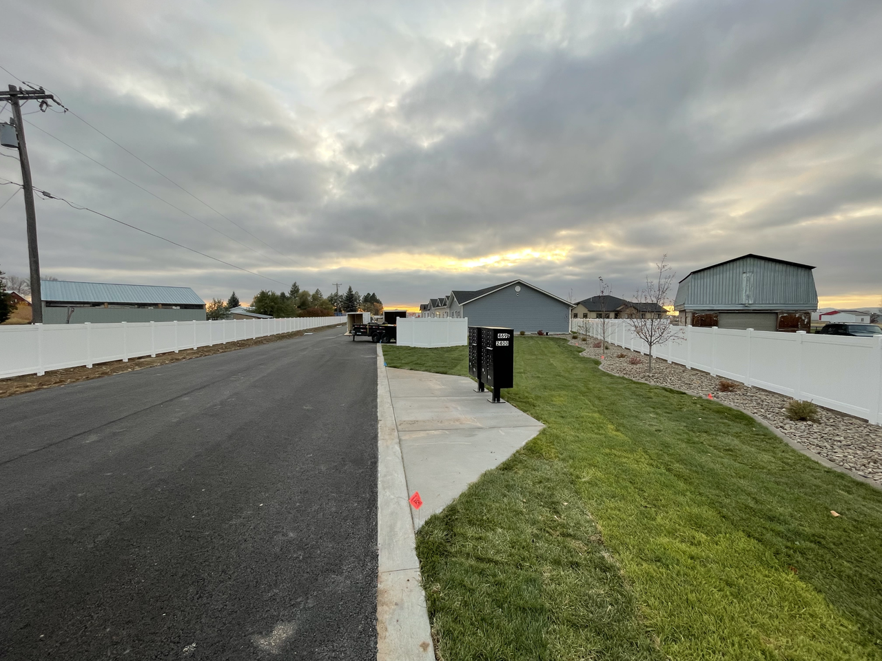 469 N 2400 E #6 - Photo 4 of 9