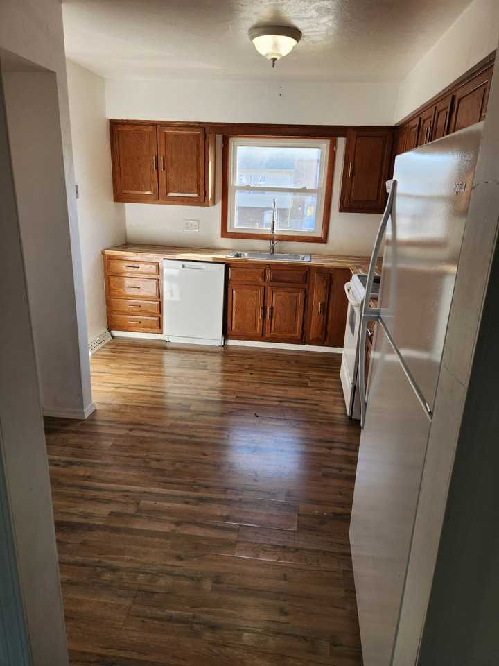 106 Westfield Dr #106 - Photo 3 of 12