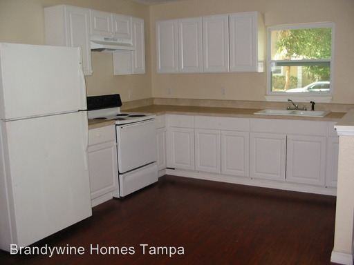 2911 6th Ave S - Photo 3 of 8