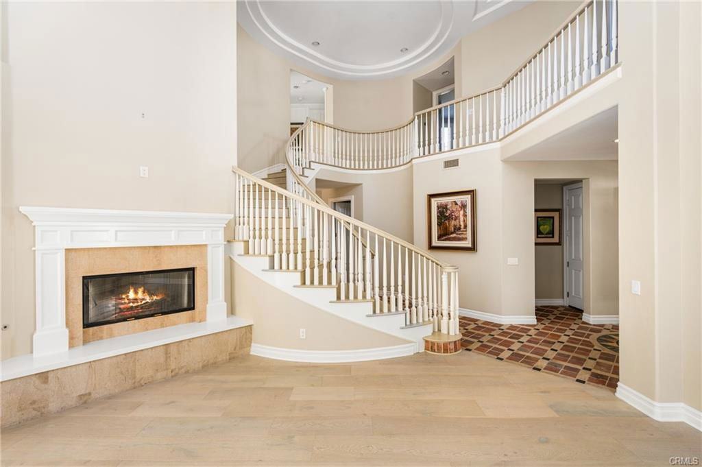 7 Crooked Stick Dr - Photo 2 of 8