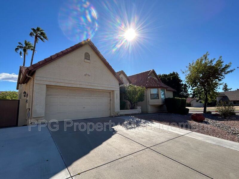 19403 N 68th Ave - Photo 3 of 45