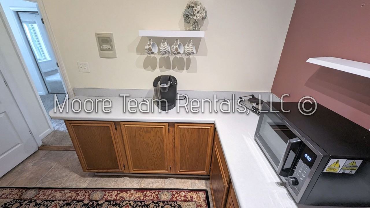 23 Chestnut Ridge Rd - Photo 2 of 21