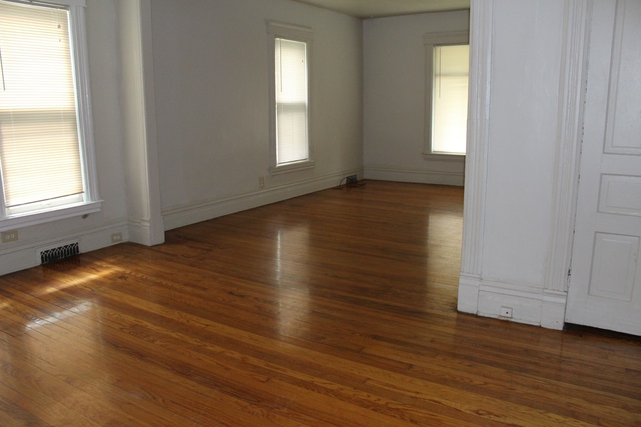 518 Forest St - Photo 4 of 4