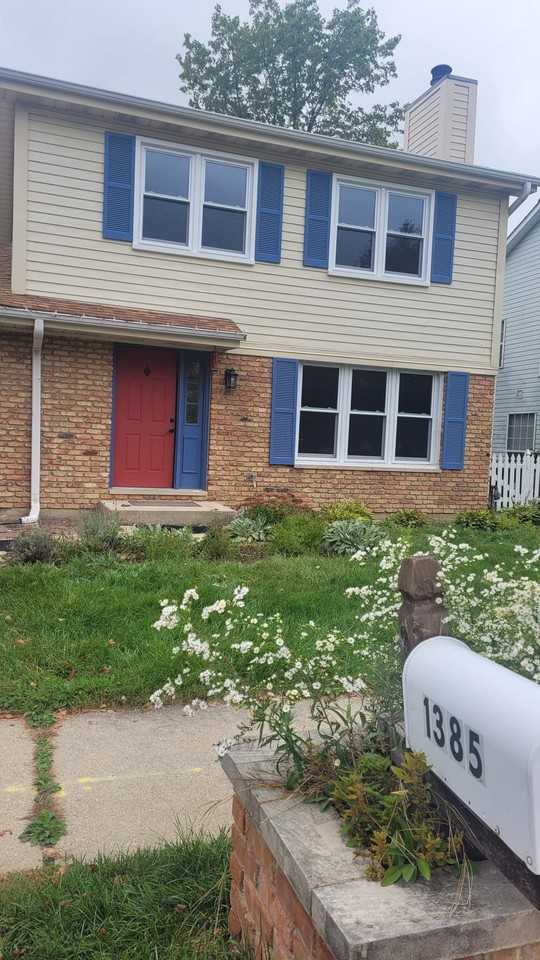 1385 Rennet Dr - Photo 2 of 15