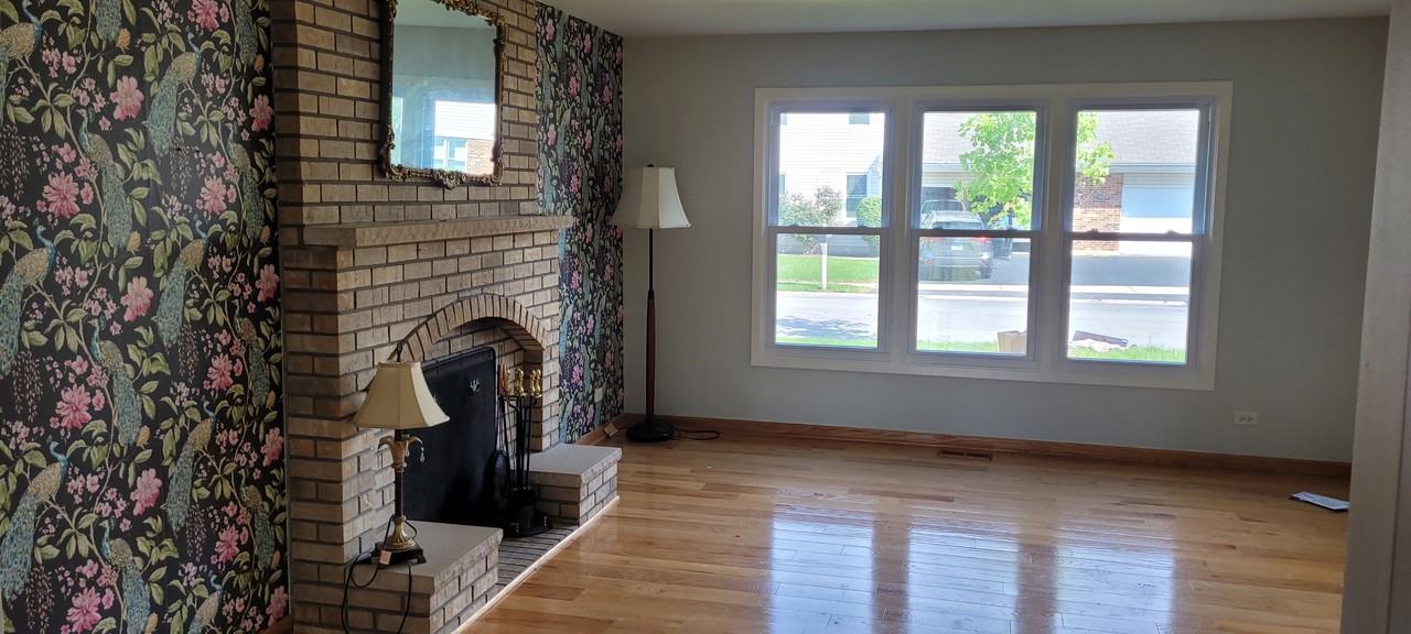 1385 Rennet Dr - Photo 3 of 15