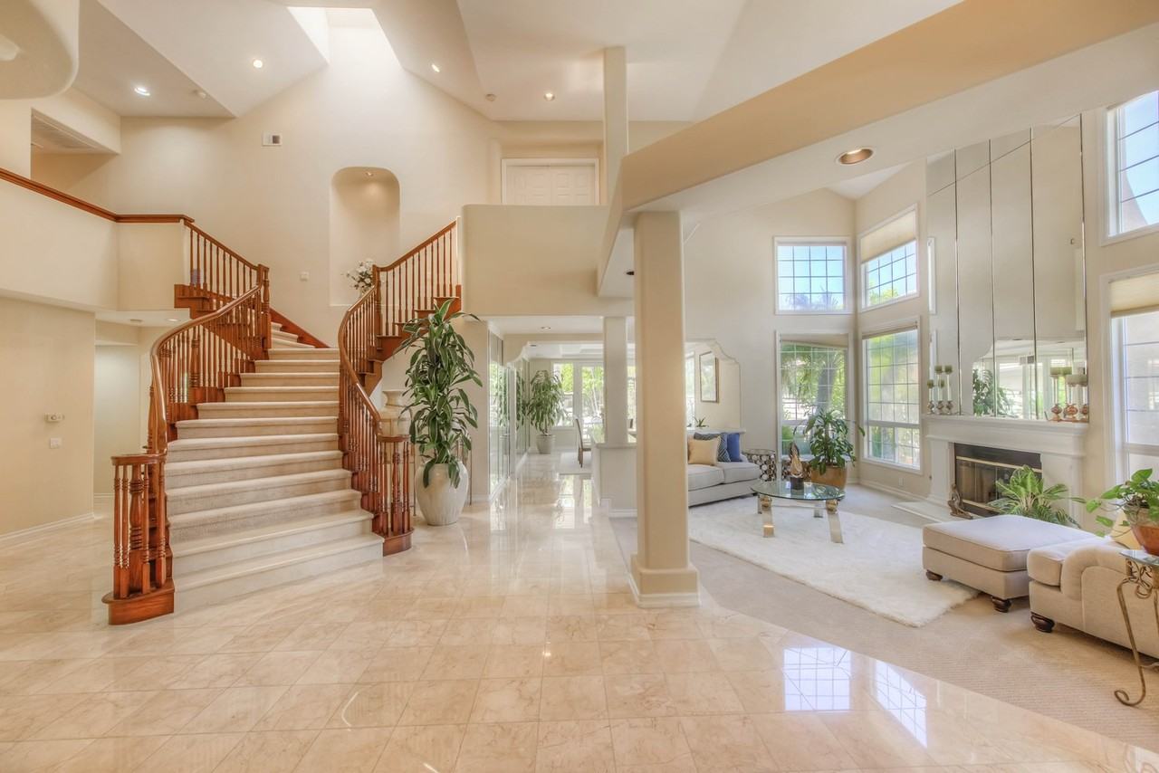 27850 Mount Shasta Way #NA - Photo 3 of 11