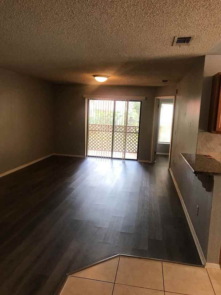 7665 Sugar Bend Dr - Photo 2 of 13