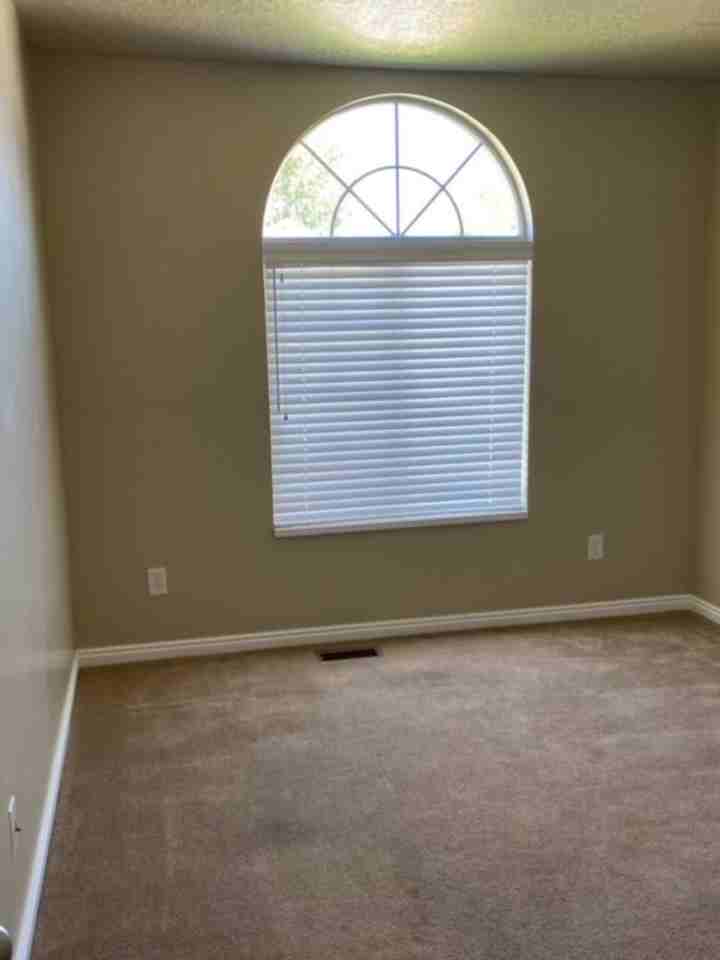 292 E 1330 S - Photo 3 of 19